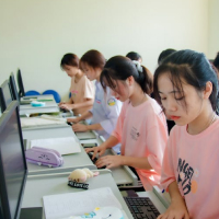 Community & Innovation Support